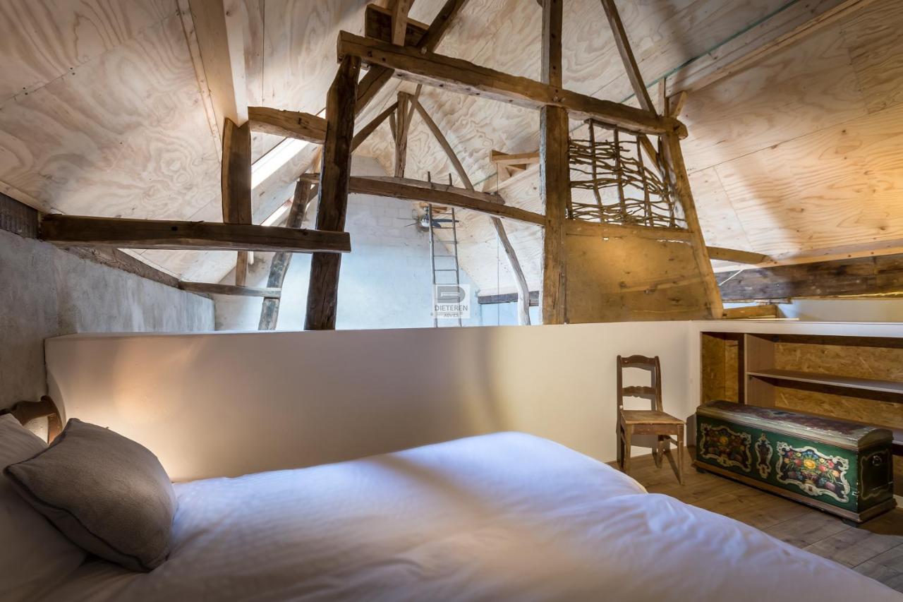 Aan De Holle Weg. Zeer Landelijk Gelegen Verbouwde Stal Tot Woning Nuth Экстерьер фото